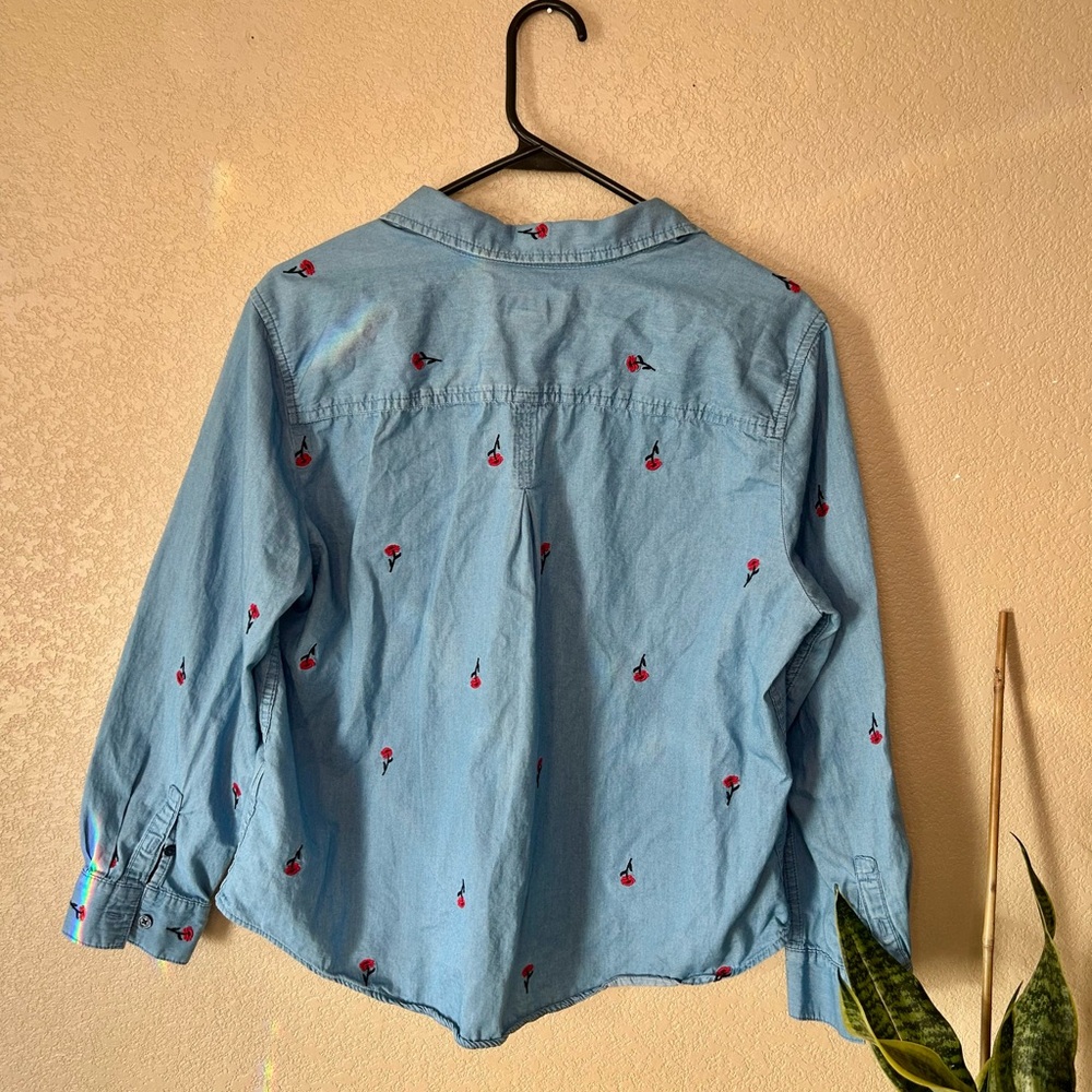 Vintage Liz Claiborne Light Blue Denim Shirt with Flower Embroider Size Petite L - Picture 4 of 4